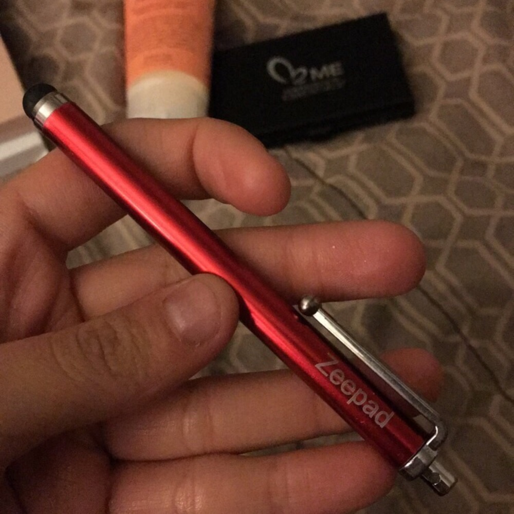 ❌SOLD❌ FREE w/Purchase! ZeePad red stylus pen
